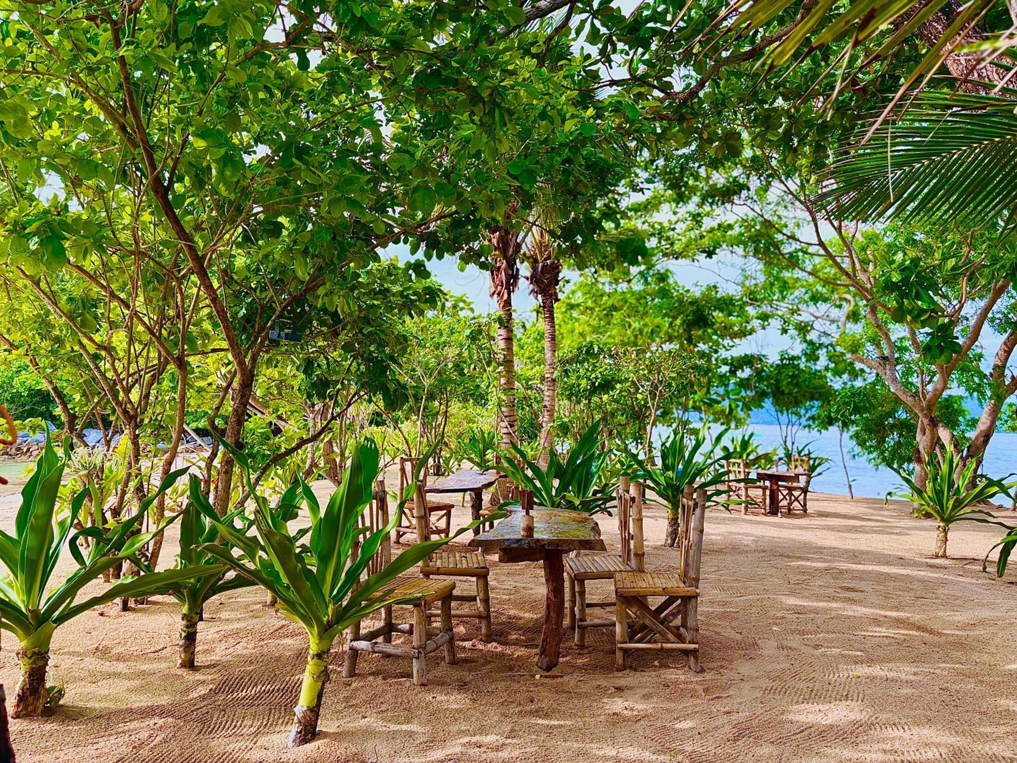 Dosplaya Ecocamp Resort El Nido